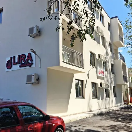 Lira Hotel 3*