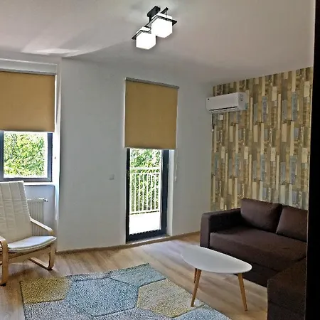 Lira Hotel 3*