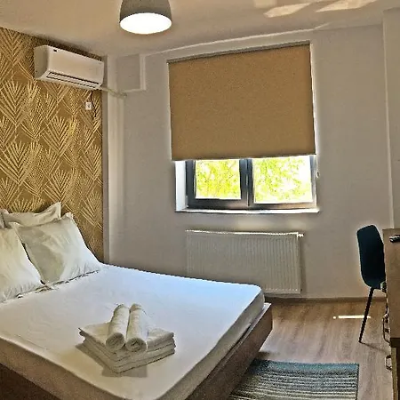 Hotel Lira
